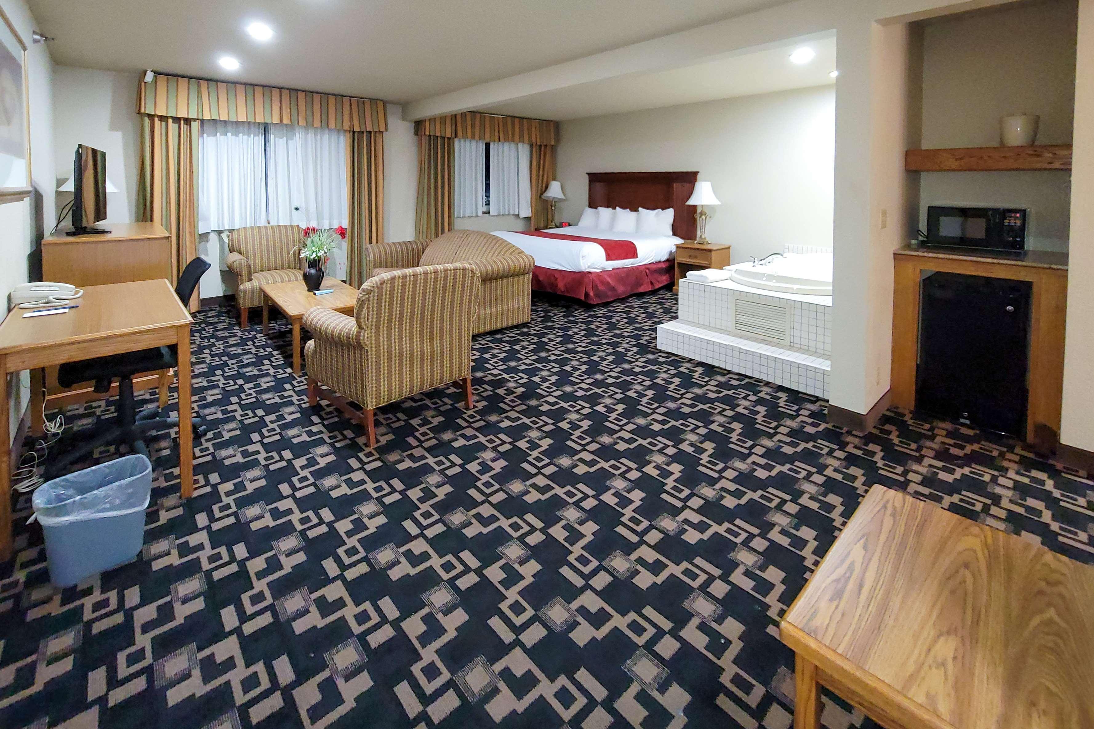 Comfort Inn & Suites شاكوبي المظهر الخارجي الصورة