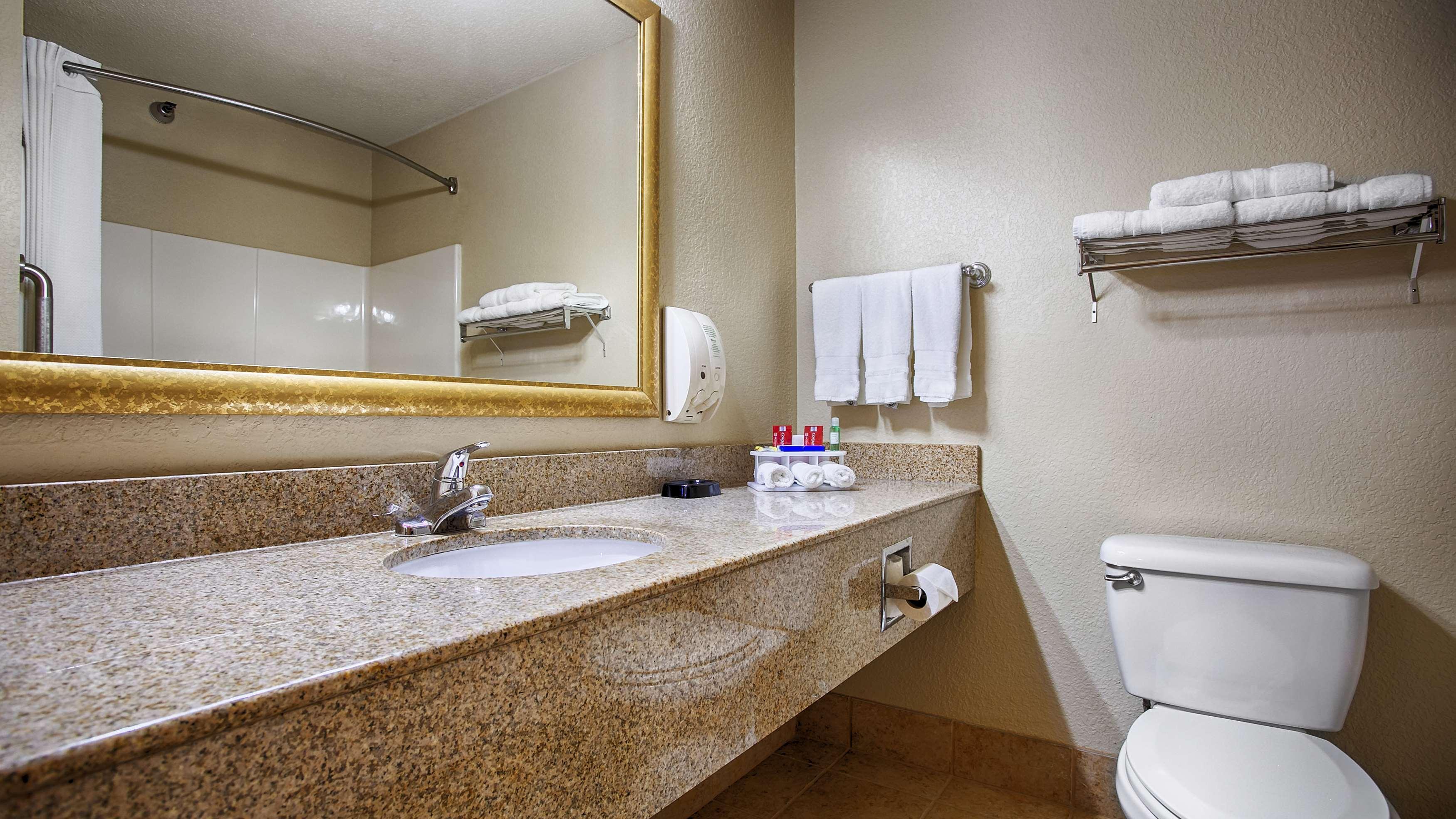 Comfort Inn & Suites شاكوبي المظهر الخارجي الصورة