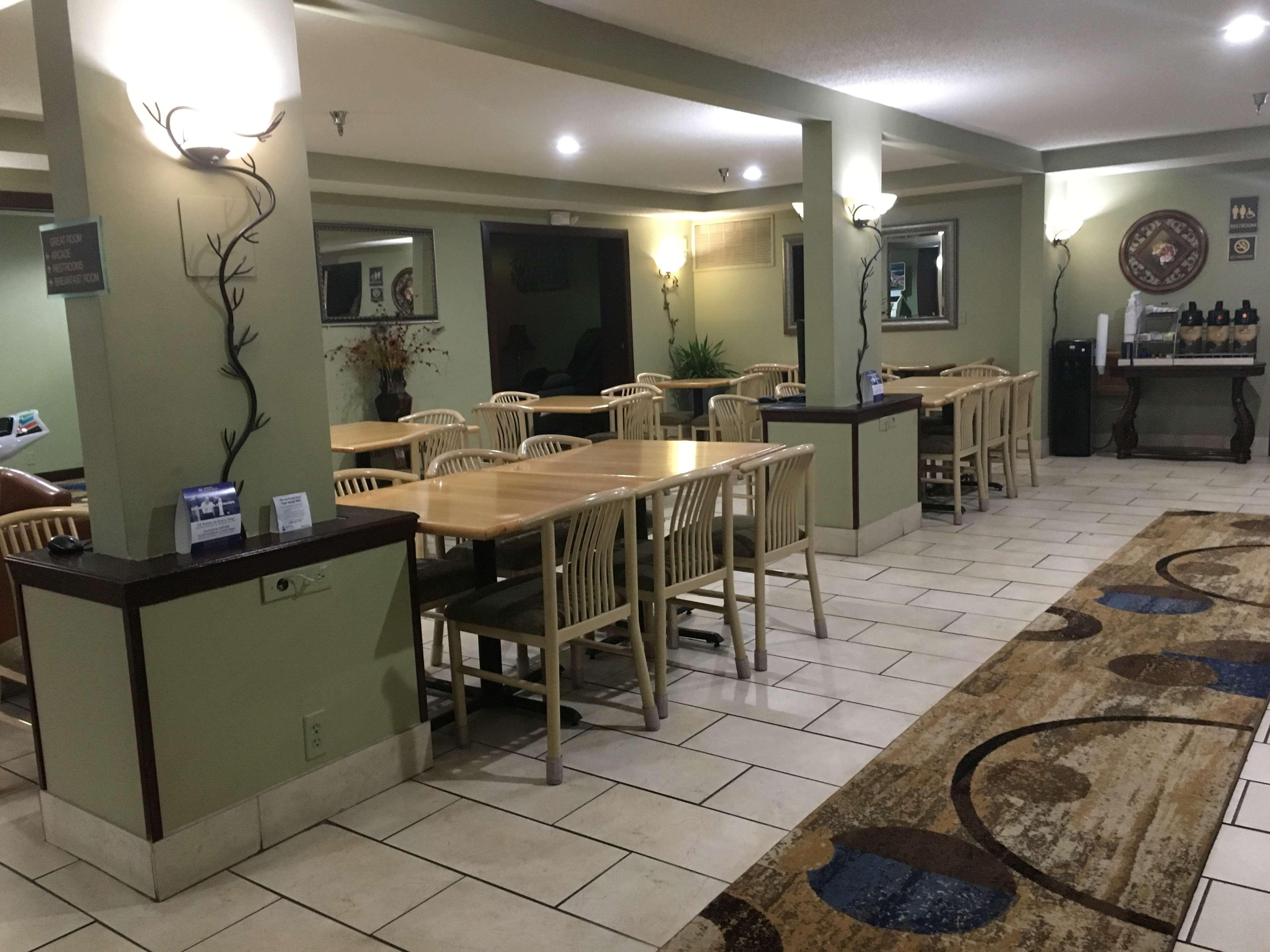 Comfort Inn & Suites شاكوبي المظهر الخارجي الصورة