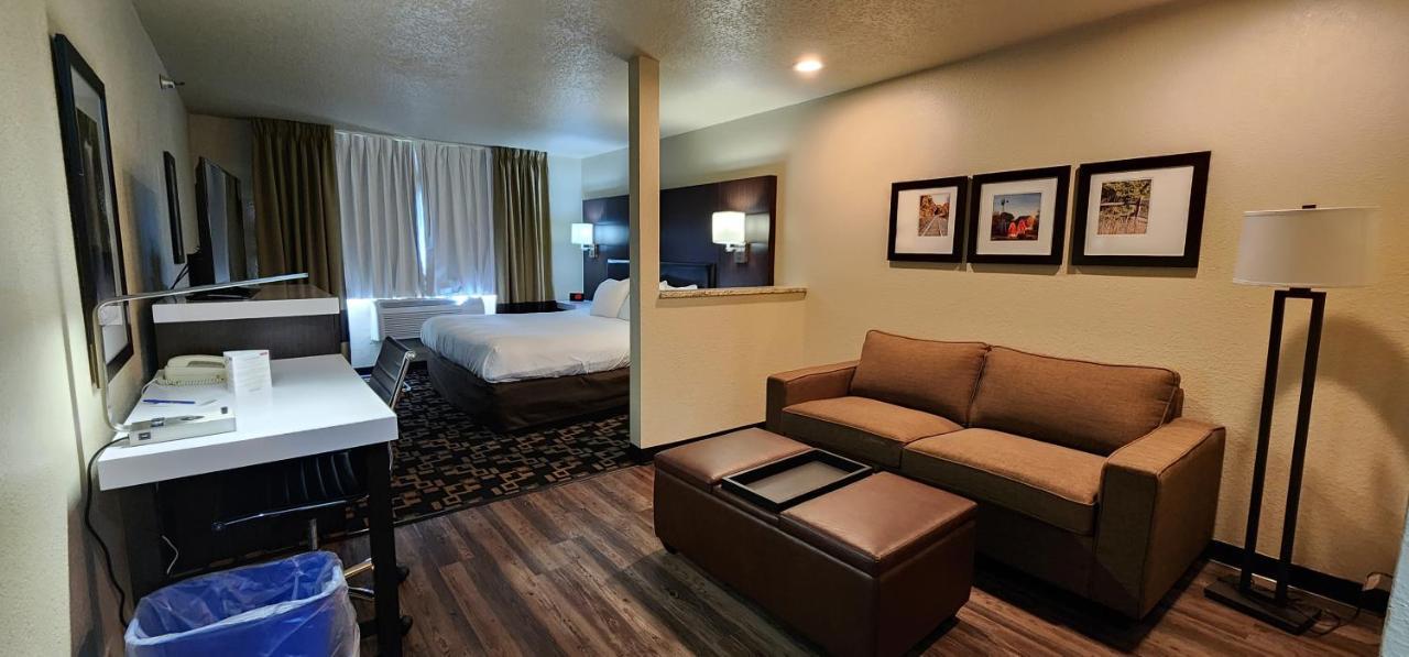 Comfort Inn & Suites شاكوبي المظهر الخارجي الصورة