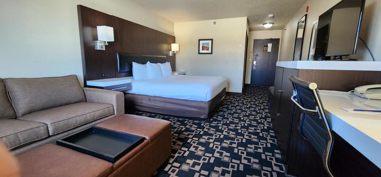 Comfort Inn & Suites شاكوبي المظهر الخارجي الصورة