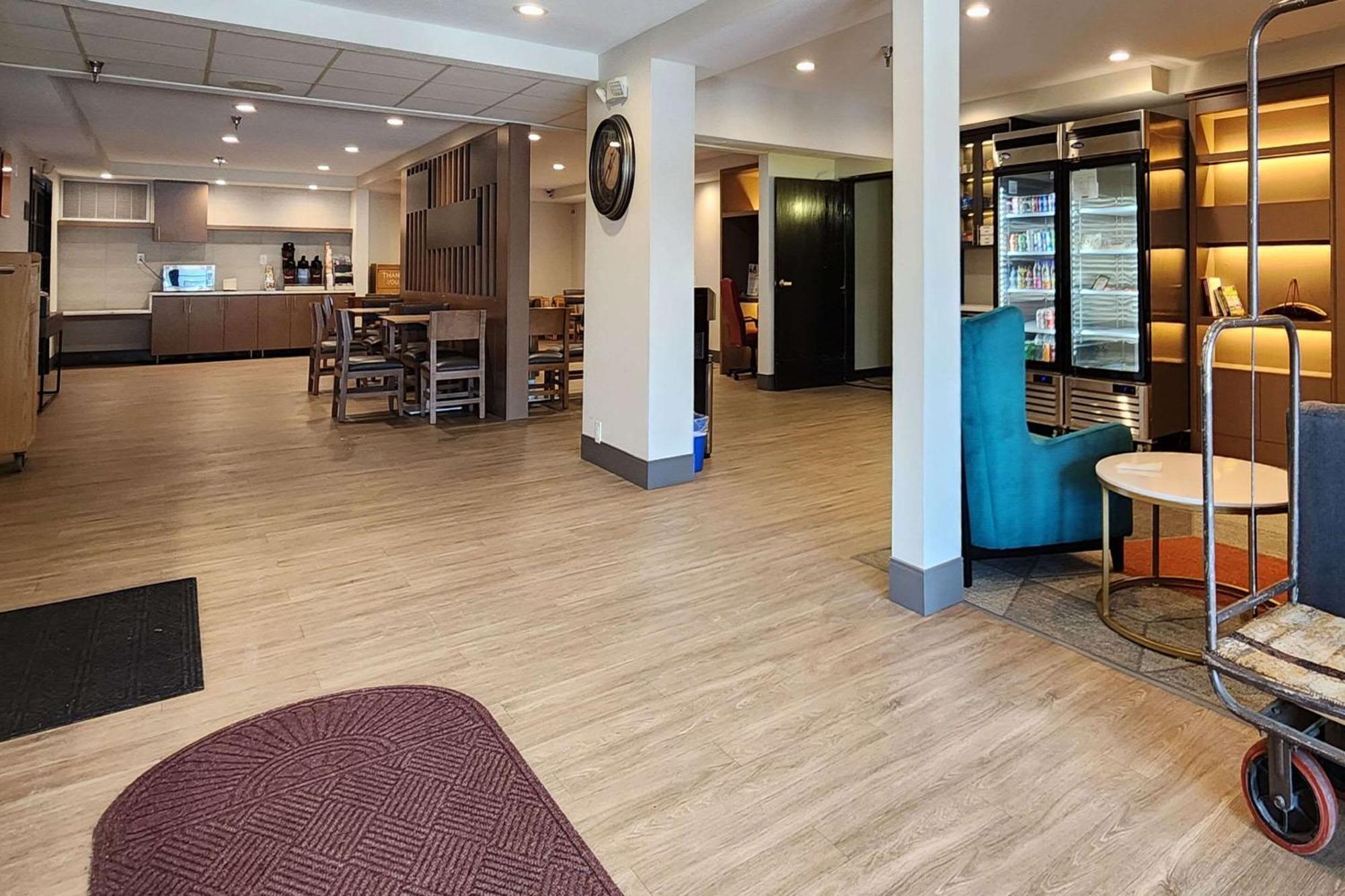 Comfort Inn & Suites شاكوبي المظهر الخارجي الصورة