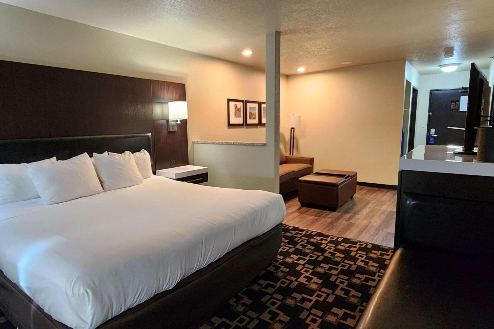 Comfort Inn & Suites شاكوبي المظهر الخارجي الصورة