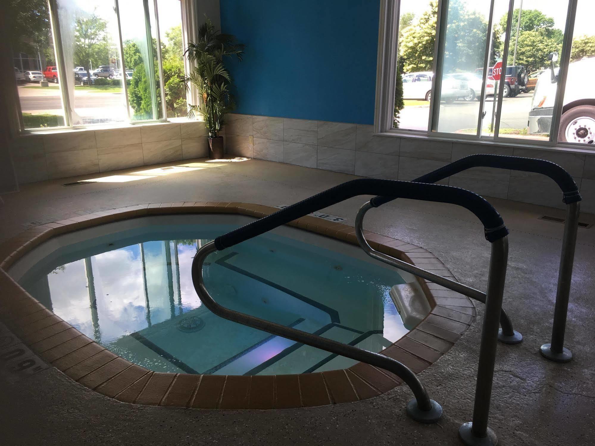 Comfort Inn & Suites شاكوبي المظهر الخارجي الصورة